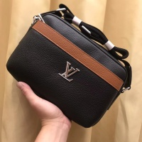 $92.00 USD Louis Vuitton AAA Man Messenger Bags #1209593