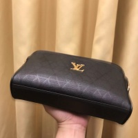 $92.00 USD Louis Vuitton AAA Man Messenger Bags #1209595