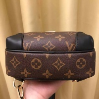 $82.00 USD Louis Vuitton AAA Man Messenger Bags #1209730
