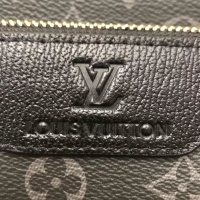 $92.00 USD Louis Vuitton AAA Man Messenger Bags #1209748