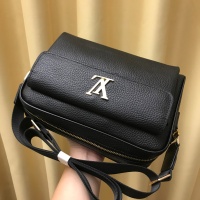 $92.00 USD Louis Vuitton AAA Man Messenger Bags #1209752