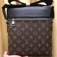 $88.00 USD Louis Vuitton AAA Man Messenger Bags #1209756