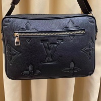 $96.00 USD Louis Vuitton AAA Man Messenger Bags #1209762