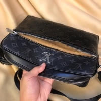 $88.00 USD Louis Vuitton AAA Man Messenger Bags #1209974
