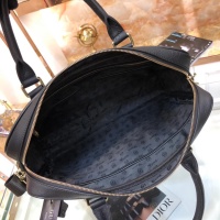 $182.00 USD Gucci AAA Man Handbags #1210127