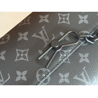 $160.00 USD Louis Vuitton AAA Man Messenger Bags #1210355