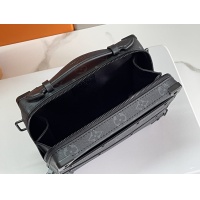 $170.00 USD Louis Vuitton AAA Man Messenger Bags #1210360
