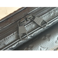 $182.00 USD Louis Vuitton AAA Man Messenger Bags #1210365