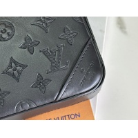 $182.00 USD Louis Vuitton AAA Man Messenger Bags #1210368