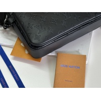 $182.00 USD Louis Vuitton AAA Man Messenger Bags #1210368