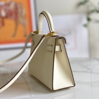 $244.63 USD Hermes AAA Quality Messenger Bags For Women #1210803