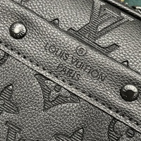$68.00 USD Louis Vuitton AAA Man Messenger Bags #1211228
