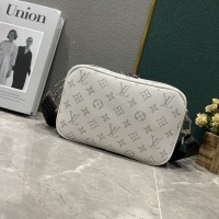 $68.00 USD Louis Vuitton AAA Man Messenger Bags #1211232
