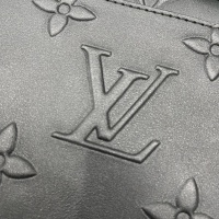 $80.00 USD Louis Vuitton AAA Man Messenger Bags #1211437