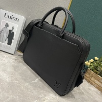 $88.00 USD Louis Vuitton AAA Man Handbags #1211448