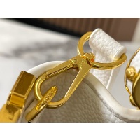 $80.00 USD Louis Vuitton AAA Quality Messenger Bags For Women #1211512