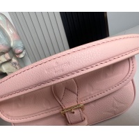 $192.00 USD Louis Vuitton AAA Quality Messenger Bags For Women #1211923