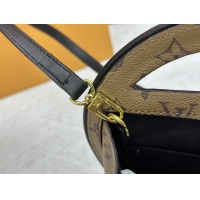 $60.00 USD Louis Vuitton AAA Quality Messenger Bags For Women #1212528