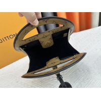 $60.00 USD Louis Vuitton AAA Quality Messenger Bags For Women #1212528