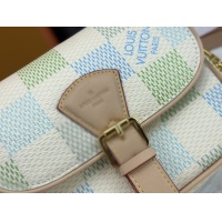 $64.00 USD Louis Vuitton AAA Quality Messenger Bags For Women #1212532