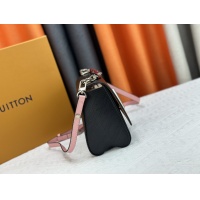 $76.00 USD Louis Vuitton AAA Quality Messenger Bags For Women #1212543