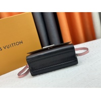 $76.00 USD Louis Vuitton AAA Quality Messenger Bags For Women #1212543