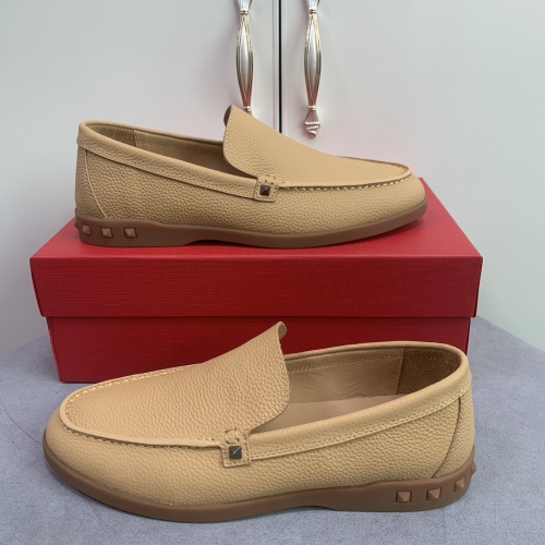 Valentino Casual Shoes For Men #1220598