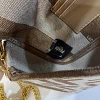 $92.00 USD Fendi AAA Quality Messenger Bags For Women #1223335