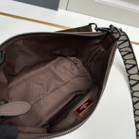$85.00 USD Valentino AAA Quality Messenger Bags For Women #1223694