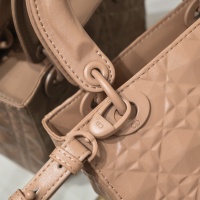 $92.00 USD Christian Dior AAA Quality Handbags For Women #1223830