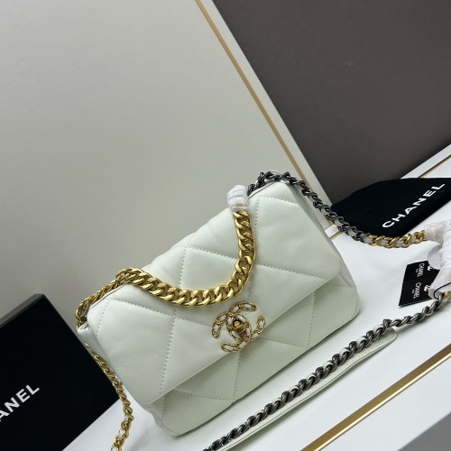 Chanel AAA Quality Messenger Bags For Women #1224045 $96.00 USD, Wholesale Replica Chanel AAA Quality Messenger Bags