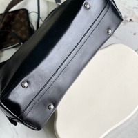 $264.46 USD Louis Vuitton AAA Quality Shoulder Bags For Women #1224275