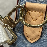$76.00 USD Louis Vuitton AAA Quality Messenger Bags For Unisex #1224312