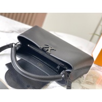 $88.00 USD Louis Vuitton AAA Quality Messenger Bags For Women #1224388