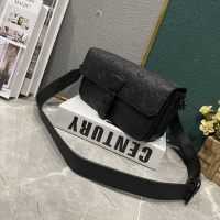 $64.00 USD Louis Vuitton AAA Man Messenger Bags #1224565