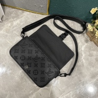 $64.00 USD Louis Vuitton AAA Man Messenger Bags #1224565