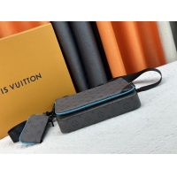 $64.00 USD Louis Vuitton AAA Man Messenger Bags #1224568