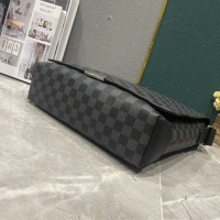 $68.00 USD Louis Vuitton AAA Man Messenger Bags #1224570