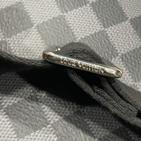 $68.00 USD Louis Vuitton AAA Man Messenger Bags #1224570