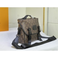 $82.00 USD Louis Vuitton AAA Man Messenger Bags #1224573