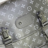 $82.00 USD Louis Vuitton AAA Man Messenger Bags #1224574