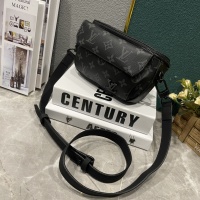 $64.00 USD Louis Vuitton AAA Man Messenger Bags #1224581