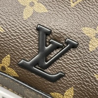 $64.00 USD Louis Vuitton AAA Man Messenger Bags #1224583