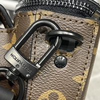 $64.00 USD Louis Vuitton AAA Man Messenger Bags #1224583