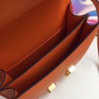 $88.00 USD Hermes AAA Quality Messenger Bags For Women #1225235