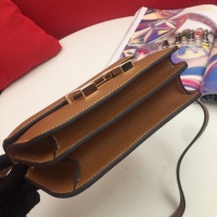 $88.00 USD Hermes AAA Quality Messenger Bags For Women #1225238