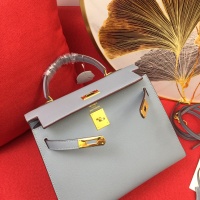 $92.00 USD Hermes AAA Quality Handbags For Women #1225282