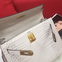 $98.00 USD Hermes AAA Quality Handbags For Women #1225312
