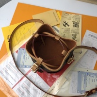 $68.00 USD Louis Vuitton AAA Quality Messenger Bags For Women #1225442