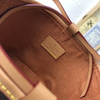 $68.00 USD Louis Vuitton AAA Quality Messenger Bags For Women #1225442